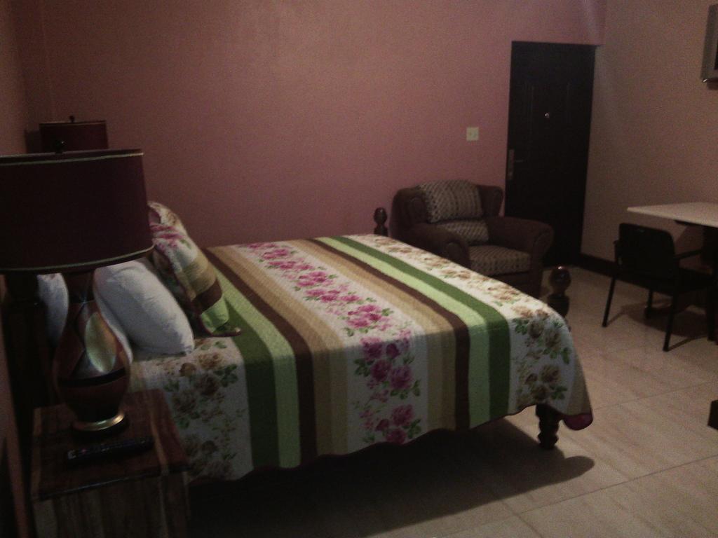 Hotel Tropik Leadonna Montego Bay Pokoj fotografie