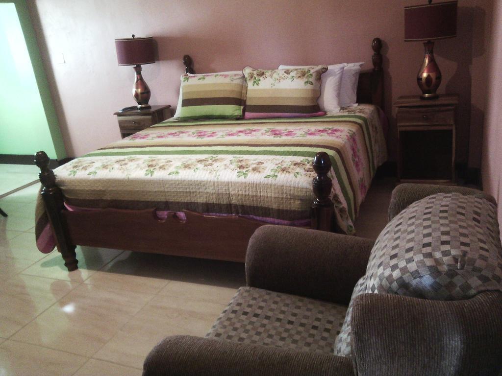 Hotel Tropik Leadonna Montego Bay Pokoj fotografie