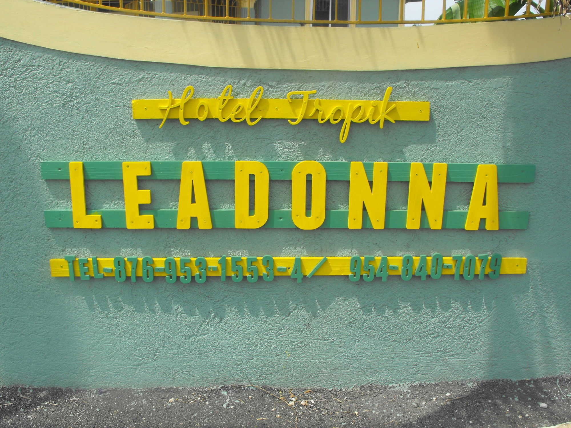 Hotel Tropik Leadonna Montego Bay Exteriér fotografie
